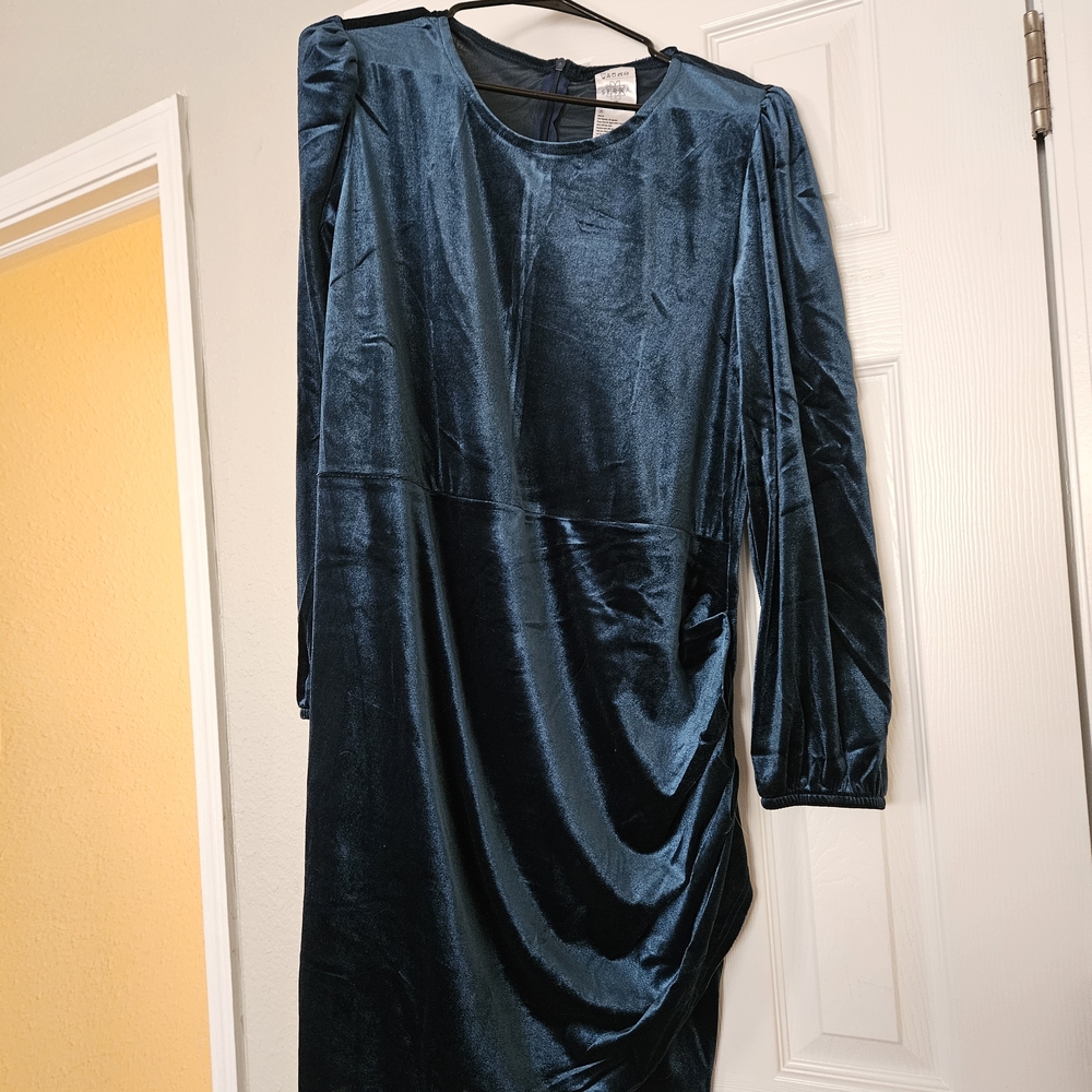 Serra Teal Long Sleeve Velvet Dress